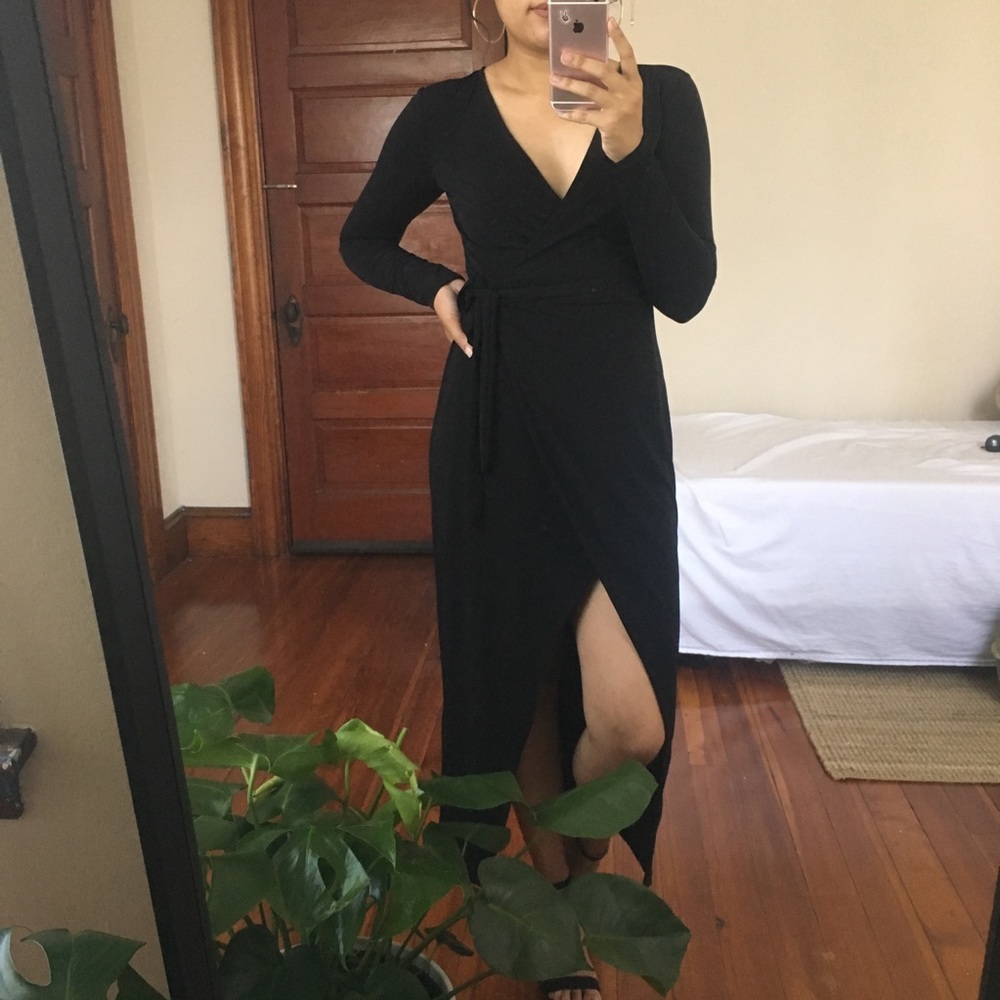 Dress - Picture 3 of 4